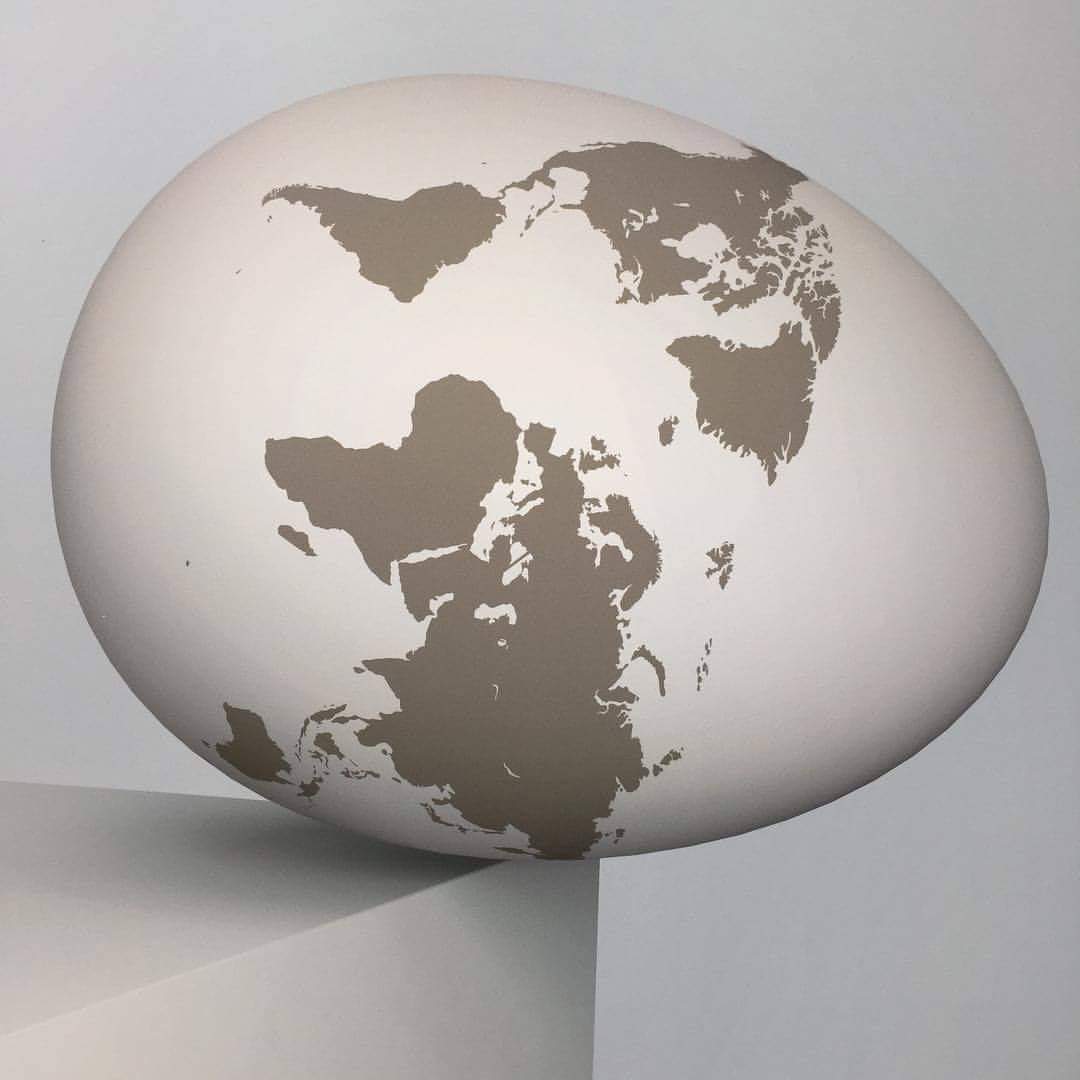 A tutti gli amici vicini(?) e lontani auguro Buona Pasqua.
#chivuolevachinonvuolemanda
#andratuttobene
#nullasaracomeprima
#vaidovevuoichequitiaspetto