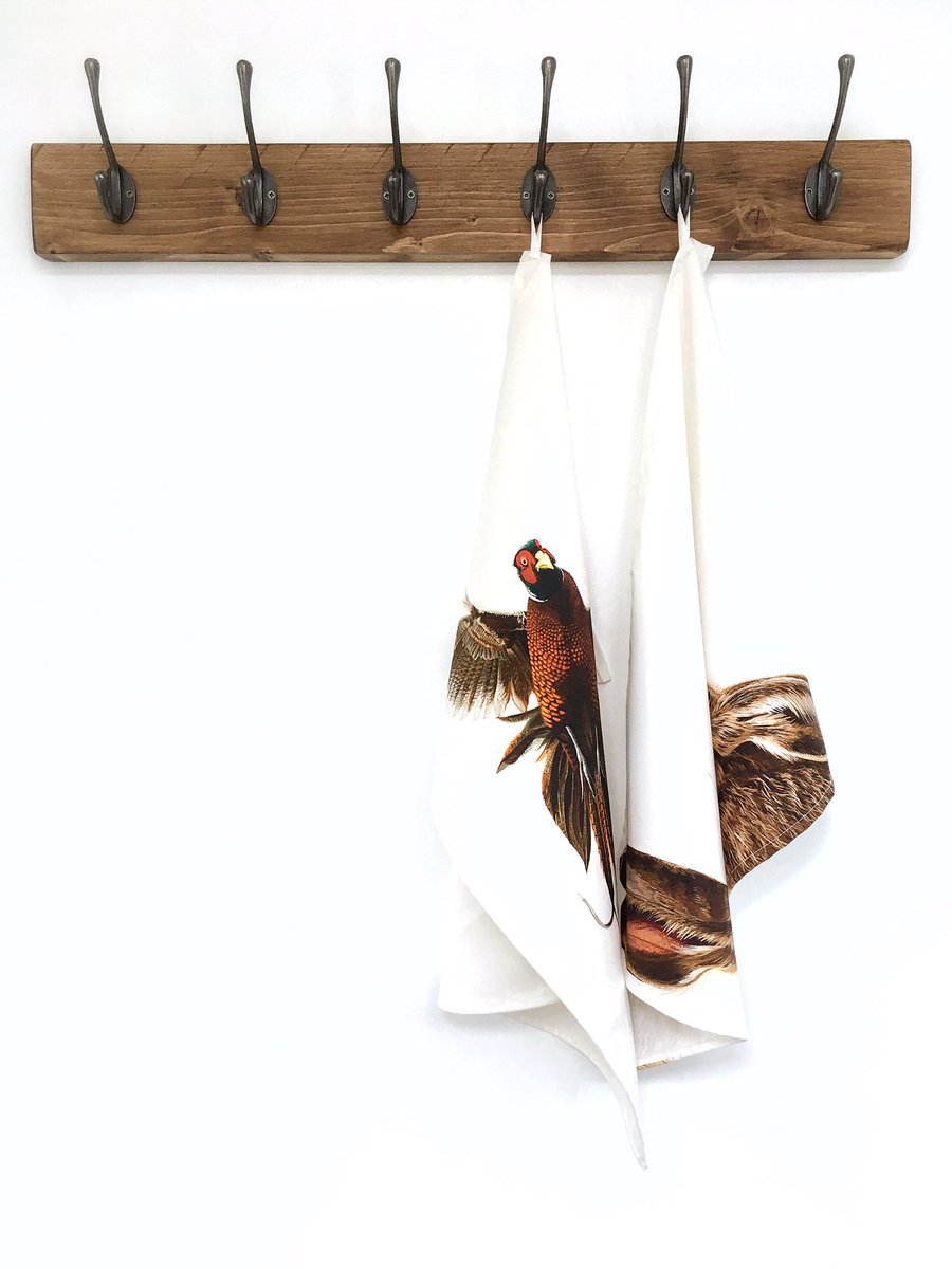 oliviaderivaz's tweet photo. Finally made some tea towels!
https://t.co/9OSQJ7EtCM
#teatowels #diversify #animalartist #wildlifeartist #countryliving #countryhome #countrystyle #countrykitchen #farmhousekitchen #kitchentextiles #teatowelart #homeware #womeninbusiness #independentartist #highlandcow #hare https://t.co/VexXpLY6Nv