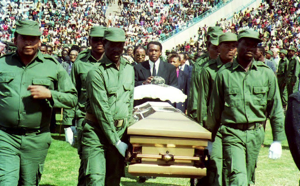 IamMzilikazi's tweet photo. LEST WE FORGET: On this day in 1993, a coward assassinated Martin Thembisile Chris Hani, a father, a leader, a visionary, a commander, a soldier of uMkhonto we Sizwe and “ the doyen of democracy and freedom.” ✊🏿 https://t.co/aAPXjTbe90