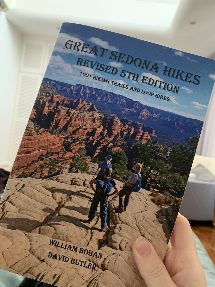 HulletEm's tweet image. My book arrived! My hiking dream is going to have to wait another year but that’s ok. Sticking with Singapore jungle for now! @ElkaBr keep enjoying those trails if you can! ❤️