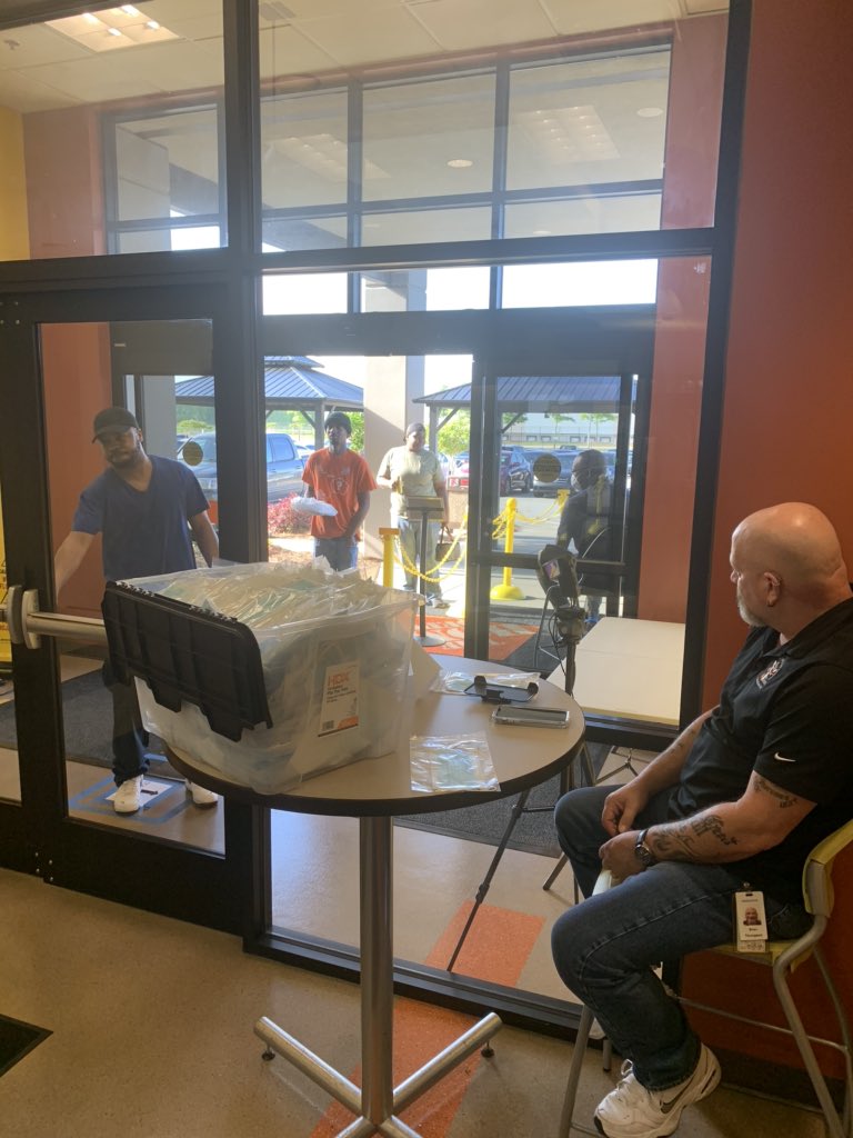 ricardom6007's tweet photo. @TheGroveDFC Key 4 leaders doing their thing, keeping our associates safe, Thermal scanning everyone coming in, and providing masks as well. #SocialDistanceTogether @BacklinLisa @wjackblair @danzo43 @BrianTh73509336 https://t.co/3nBmqP0x9u