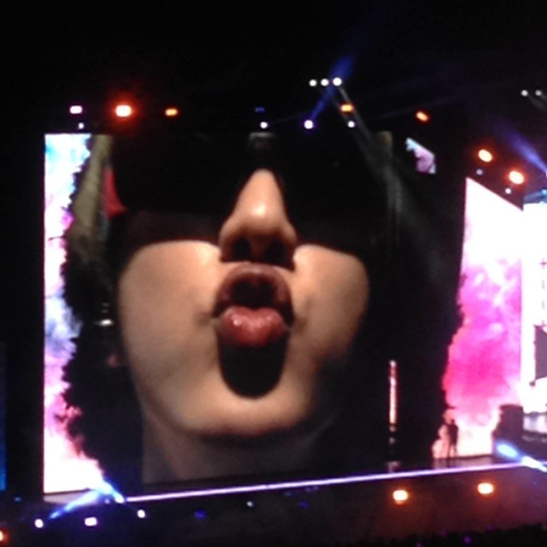 his lips getting VERY plump kissing the camera