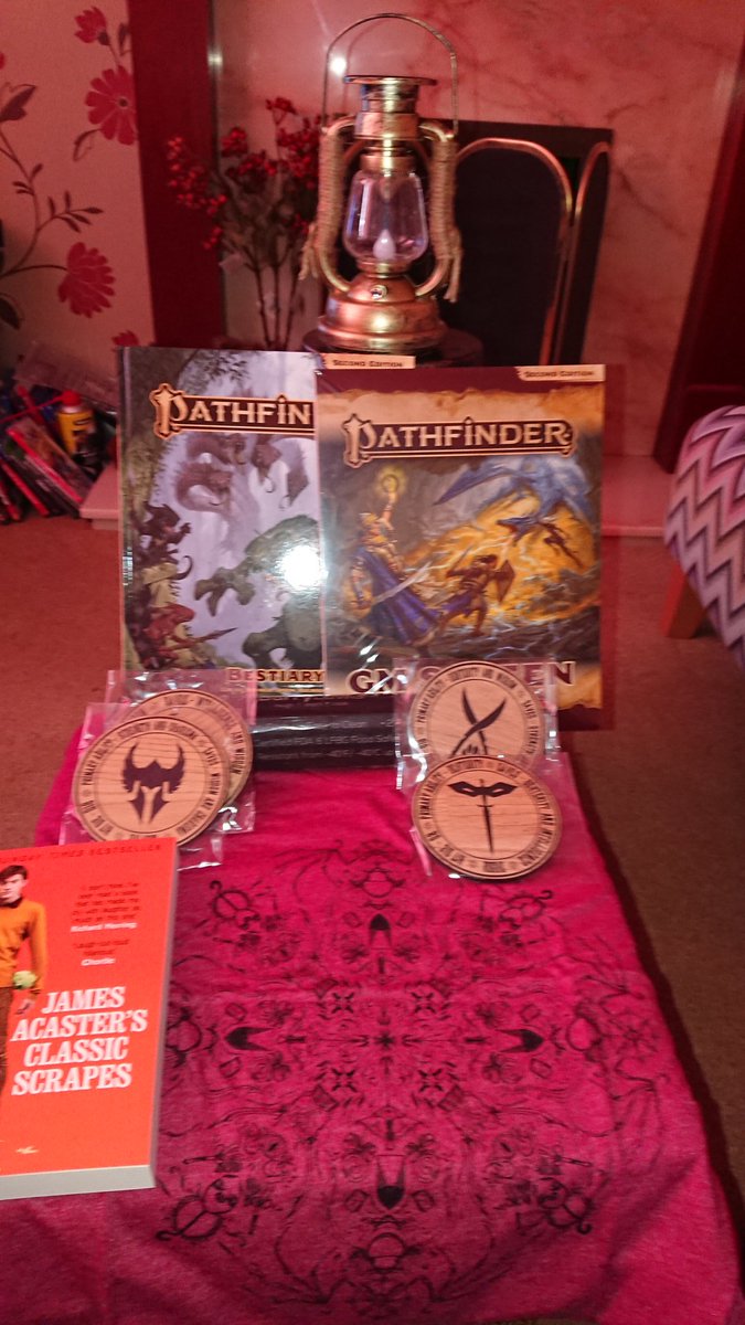 I've levelled up today and got spoilt with loads of cool stuff! Now to download ffvii Remake and wear my first ever critical role t-shirt #pathfinderrpg #CriticalRole #Jamesacaster #barrylewis