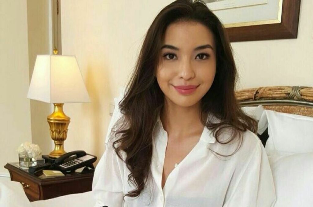 HaiMagazine's tweet photo. Manohara Kecam Tren Influencer Yang Jadikan Satwa Liar Sebagai Konten   https://t.co/JU5OmJFYql https://t.co/y8vTKDEknx