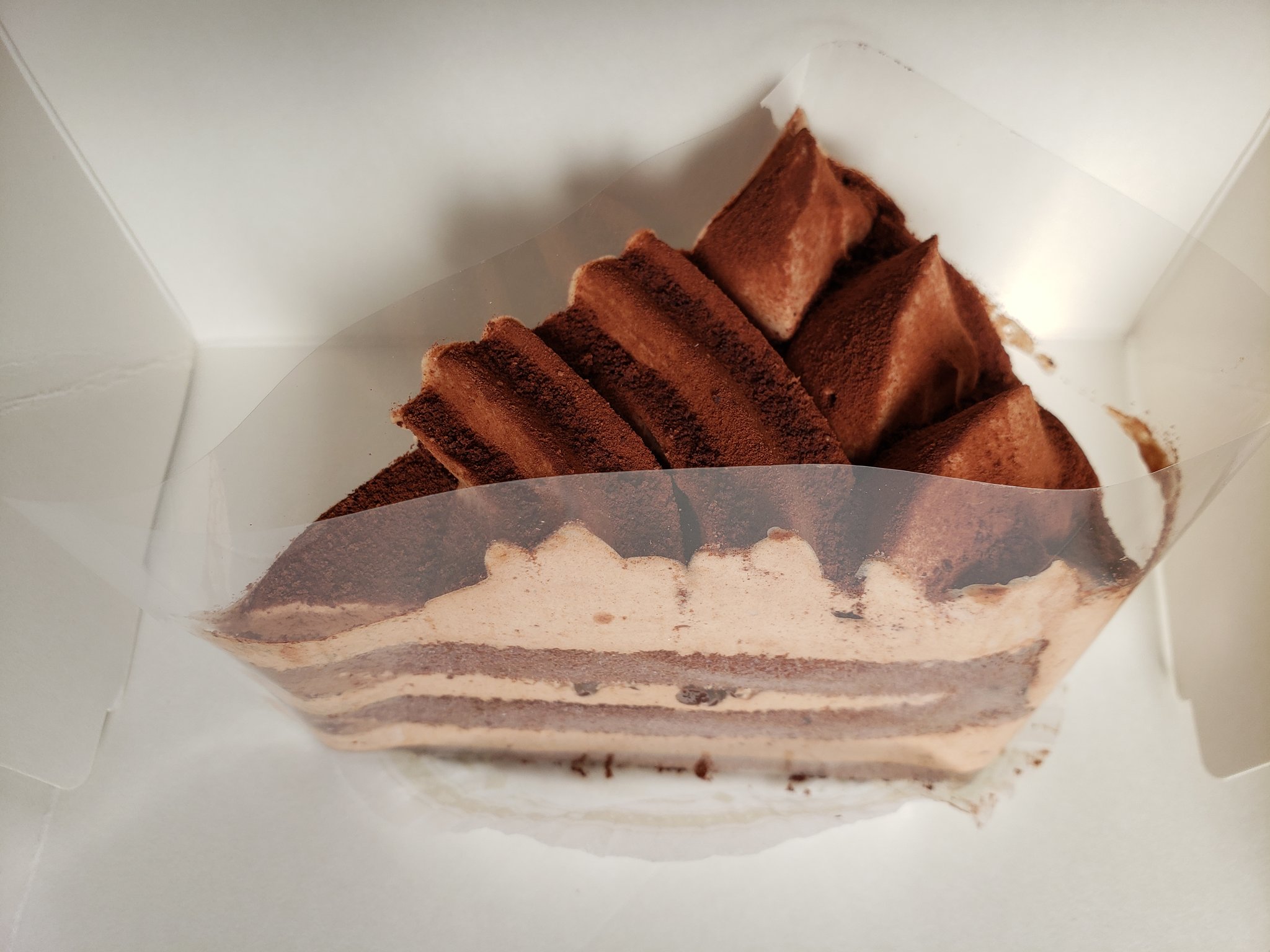 Tamo 不二家の生チョコケーキ100円引きやったぜ ヽ ノ T Co Oxiungu6i7 Twitter