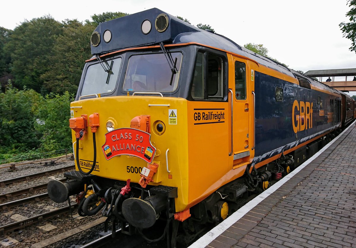 50007 awaits departure from Bewdley @svrofficialsite.
A 📸 taken during the October '19 diesel gala.
#virtualgala
#heritagerailday.