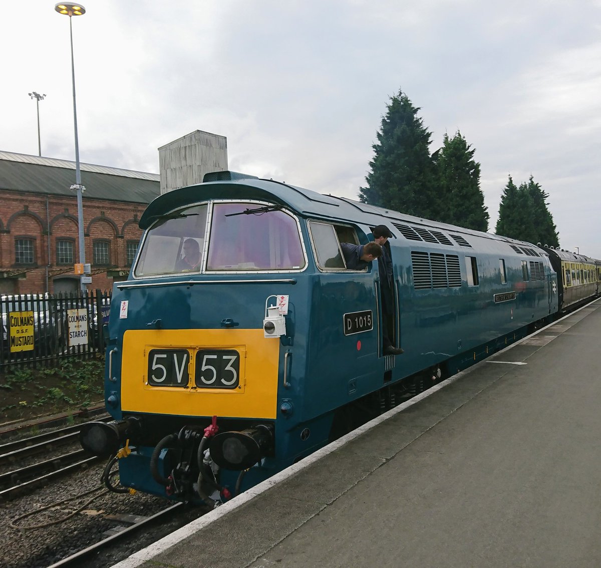 D1015 Kidderminster @svrofficialsite October '19.
#virtualgala
#heritagerailday.