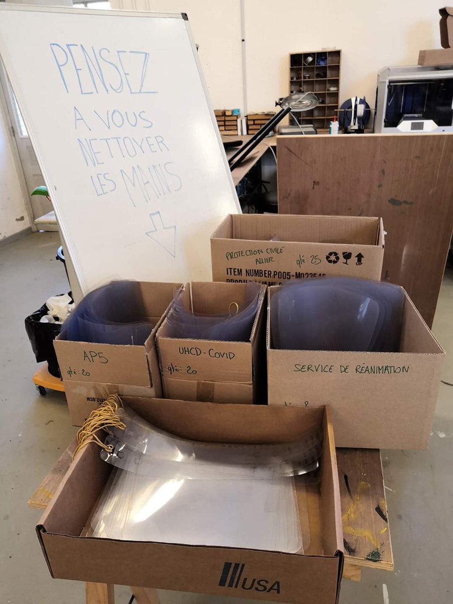 Nous sommes déjà à plus de 200 visières distribuées en seulement quelques jours 💪 et d'autres demandes attendent encore !
Prenez soin de vous, protègez vous ! 🙂 #COVIDー19 #SoutienAuxSoignants #fablab #makers