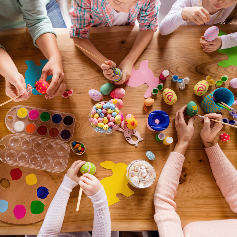 SpiVernon's tweet photo. J-2 avant #Paques ! Et si vous concoctiez un atelier bricolage pour vos enfants ? Quelques idées créatives en cliquant sur le lien !
https://t.co/o6rh5Hm2jD https://t.co/pa8jgb0ZDJ