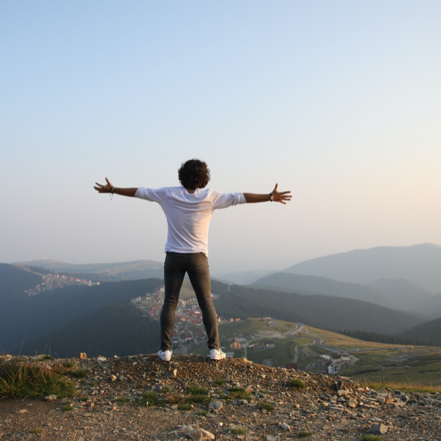 switchonworld's tweet image. What is the right mindset to cope with a crisis? In my latest article I explore the concept of Optimistic Equanimity - knowing that every situation, no matter how dire, is workable. Read more here: buff.ly/3b0YIhy #buddhistprinciples #crisiscoronavirus #meditationcourse