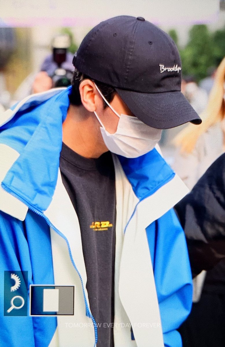 tef19931123's tweet photo. 200410 사전투표

오랜만이얌ㅠㅠ넘 보고싶었어

#SF9 #YOUNGBIN #영빈 #INSEONG #인성 #에스에프나인 #ヨンビン @SF9official https://t.co/KdYtP2RrZD