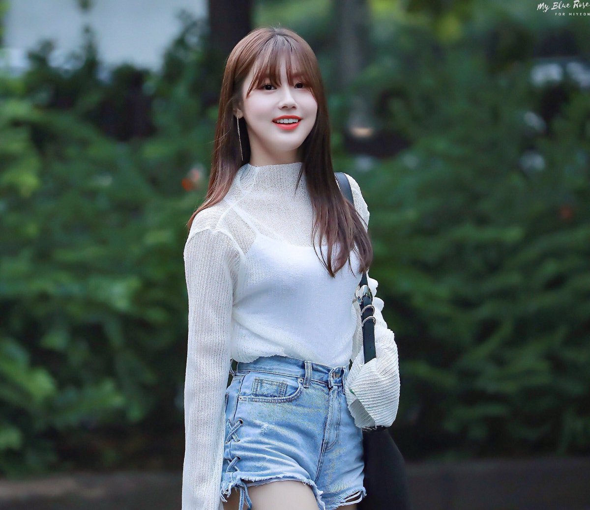 Miyeon as a supermodel a breathtaking thread;