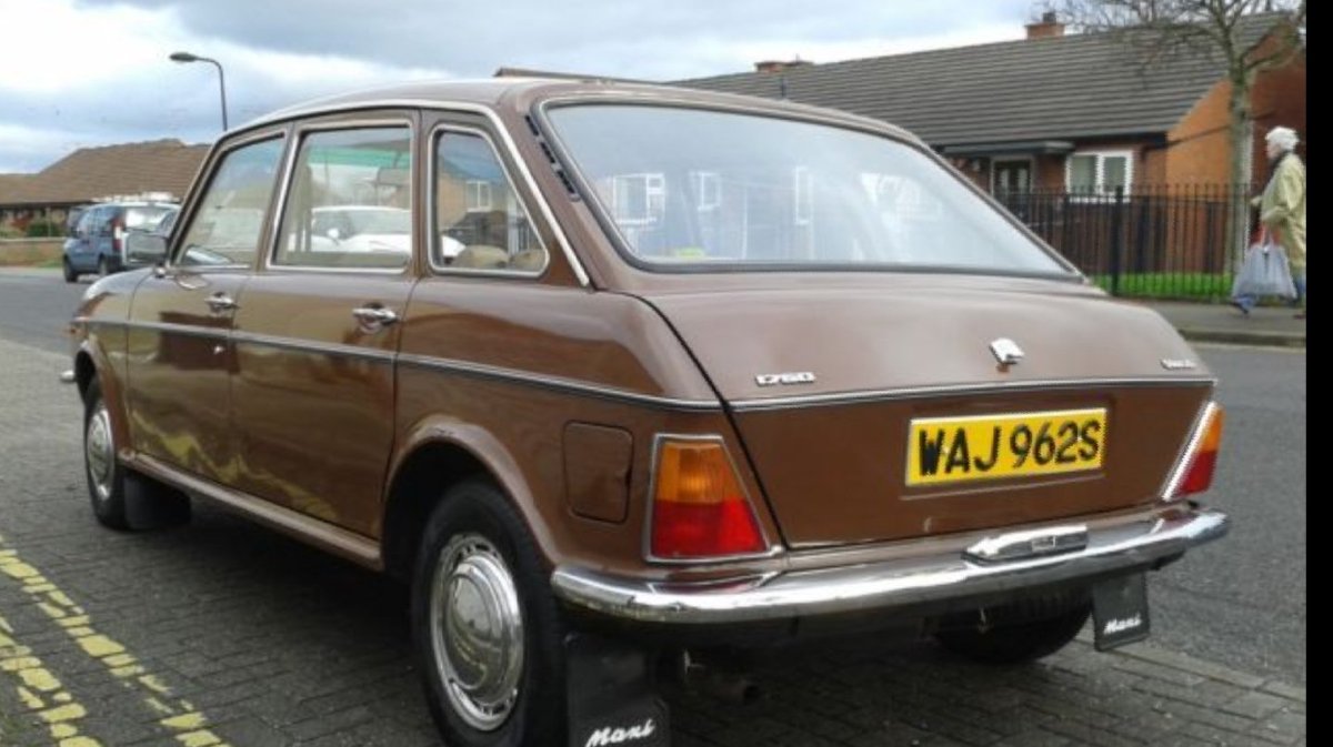 @1StevieKilner This was my first car, a British Leyland Maxi, shit brown w a baby puke fake leather interior (it was on the spec sheet). 1875cc engine, 5 spd box, it gave me freedom in '89. I loved it