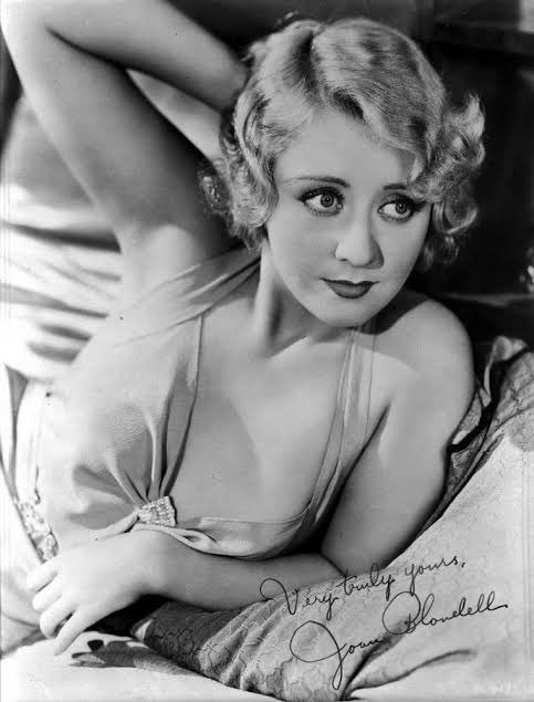 10: Joan Blondell is giving me young Carol Kane and just a little young Emma Thompson too