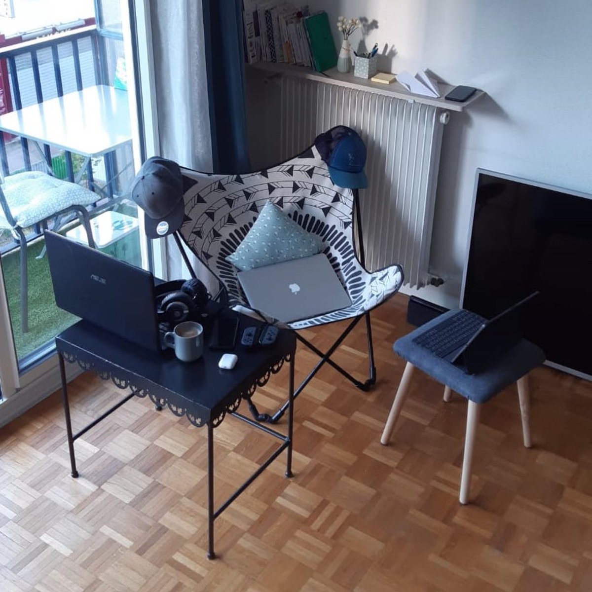 playgrnd's tweet photo. What’s your remote situation? Here’s some of our team in their new playgrnd, not that bad right? 💻 https://t.co/uik7X1T1w2