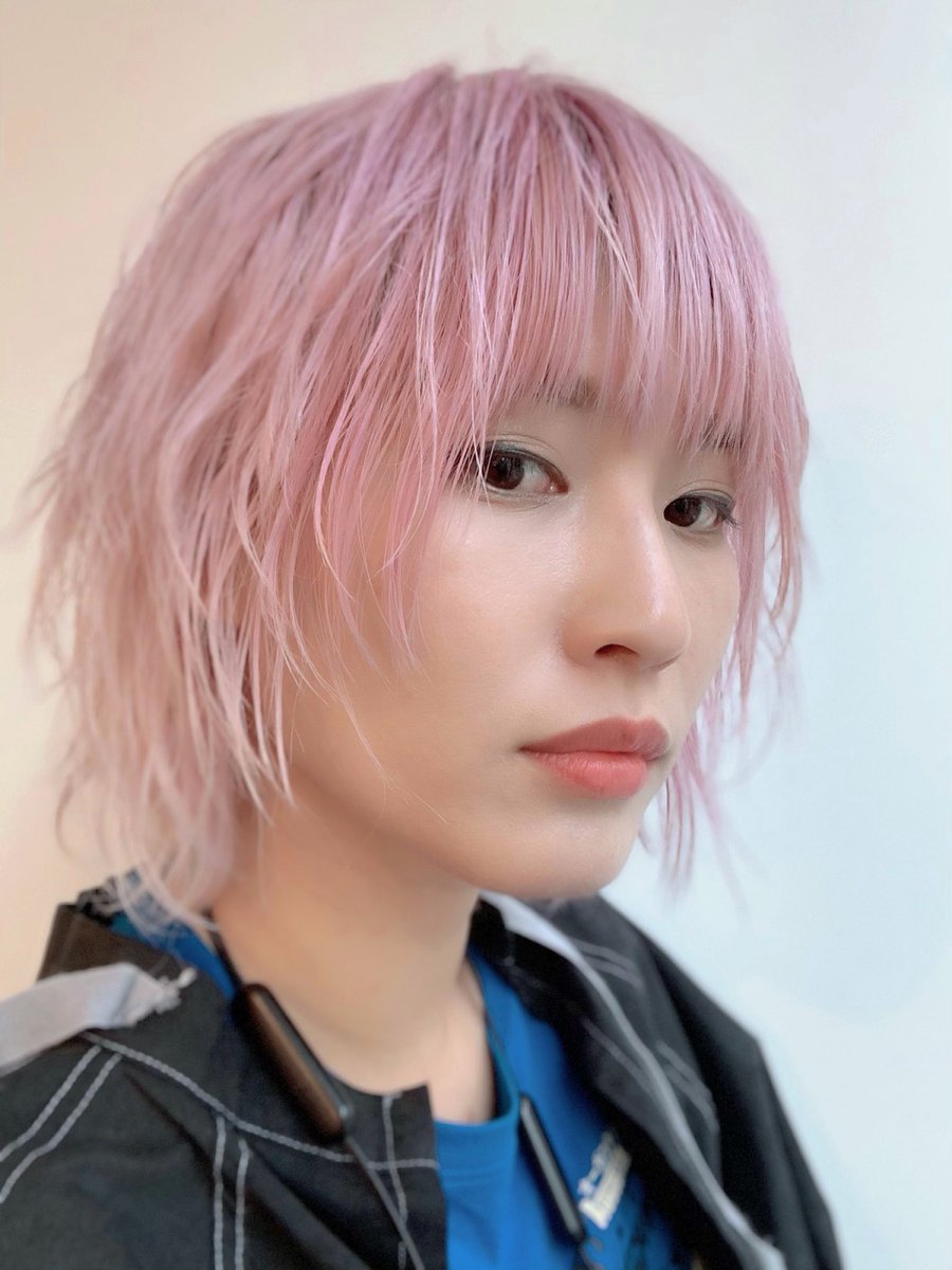 Nozomi33iv 髪色完全に薄ピンクが定着した うれし T Co S0jkgsvmrm Twitter