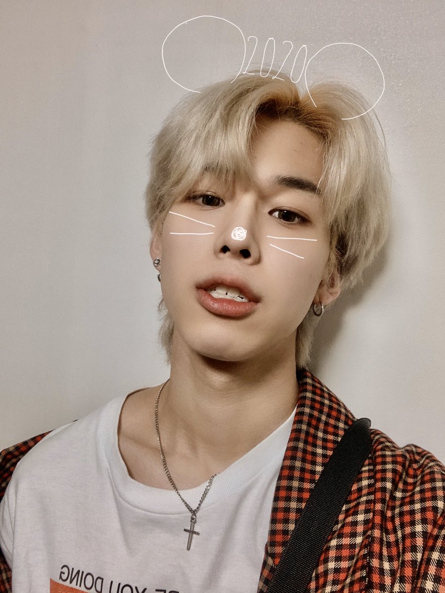 TARGET7_K's tweet image. #바운 DJ 쫑디와 함께한 라디오 어땠나요?
조금 더 봄이🌸여러분들한테 한 발자국 다가왔나요? 모두들 오늘 하루도 파이팅하구 
즐거운 주말 보내세요💜