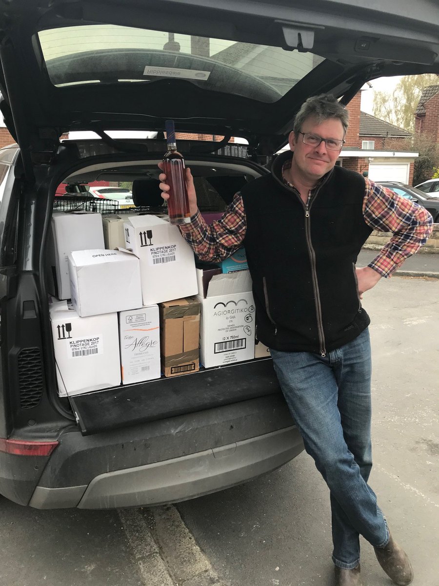 winesandwhisky's tweet image. "Looks like we've overdone it with the sherry..."
Julian re-living the classic 1986 Castlemaine XXXX advert on delivery this morning...
#WineDelivery #WineMerchant #BuyLocal #SupportRetail #SafeDistanceDelivery