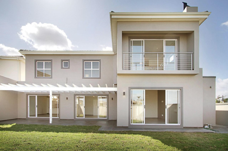 Century21ws's tweet photo. SAGEWOOD | R4 495 000
#VirtualShowDayπ‘
Enjoy a viewing from the comfort of your own home π‘. For more info or to view similar properties, give Marlene Snowdon a call on βοΈ 082 456 3910, or email βοΈ on marlene.snowdon@century21.co.za
π₯ https://t.co/YK48bGQRpW https://t.co/C68PVqyldl