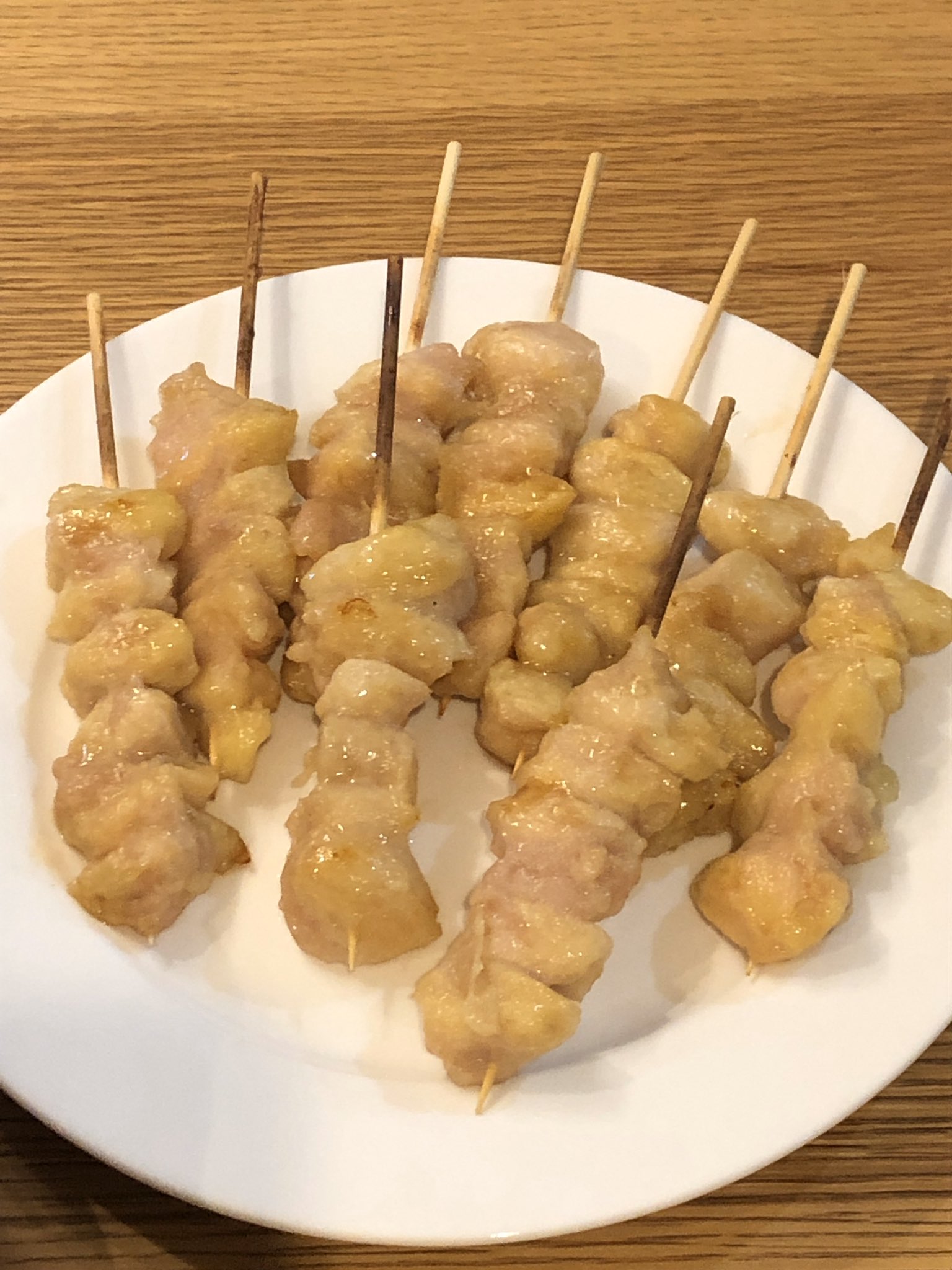 なおき 業務スーパーのぼんじり焼き鳥串美味しい でも食べ過ぎは胃がもたれる モモ串は多分だれかのブログの影響で売り切れてました ぼんじりは50本で1500円 焼き鳥って自分で作るの大変なんで 助かる なおき 業務スーパーのぼんじり焼き鳥串美味しい でも食べ過ぎは胃がもたれる モモ串は多分だれかのブログの影響で売り切れてました ぼんじりは50本で1500円 焼き鳥って自分で作るの大変なんで 助かる