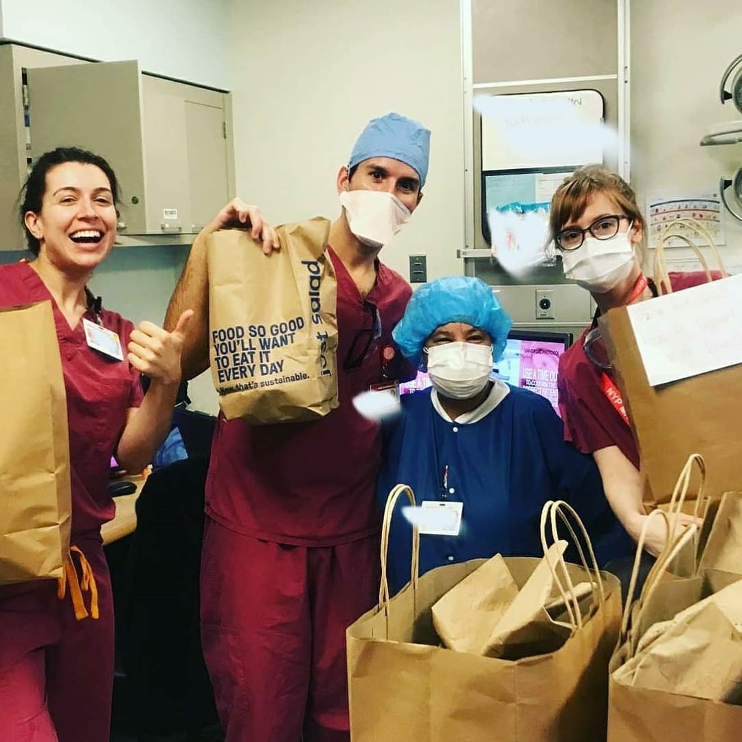  @JustSalad partnered with Mount Sinai to deliver 10,000 meals each week to hospital workers on the frontline of the  #COVID19 pandemic in New York City. https://bit.ly/2RrRf3k 