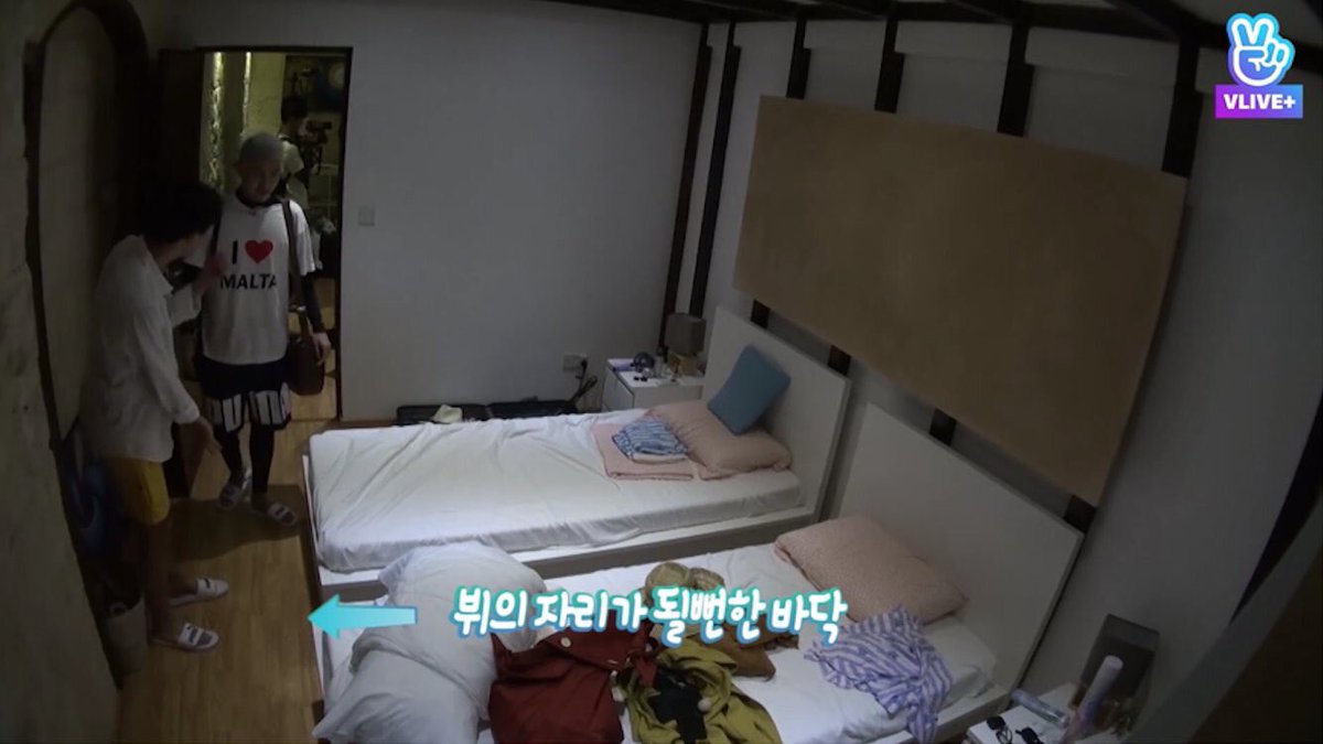 hobi’s legendary bed arrangement