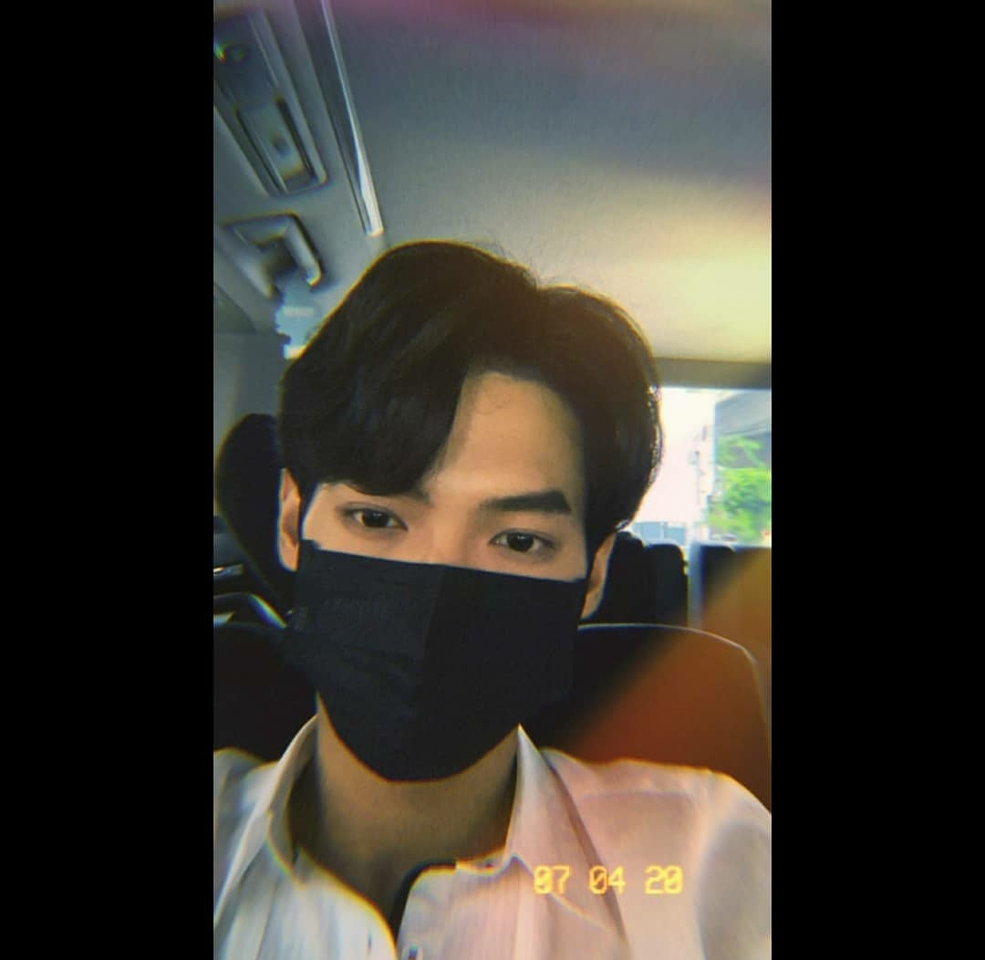 Car selfies but with masks on. Stay safe guys  wear your mask!  #winmetawin  #MewSuppasit  #mewwin