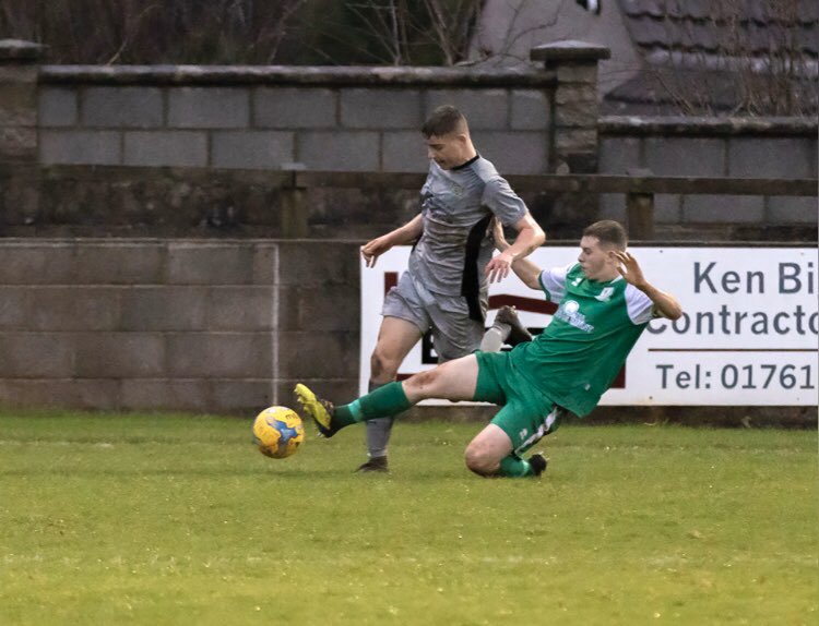 JacksonJB_'s tweet image. Cheers @jjonerrr14 
If you’re a football person please join the challenge of posting a football photo. You have 24hrs to post a picture of yourself as a player/coach or donate £30 to charity and tag @joethorn112 @Ash__fowler