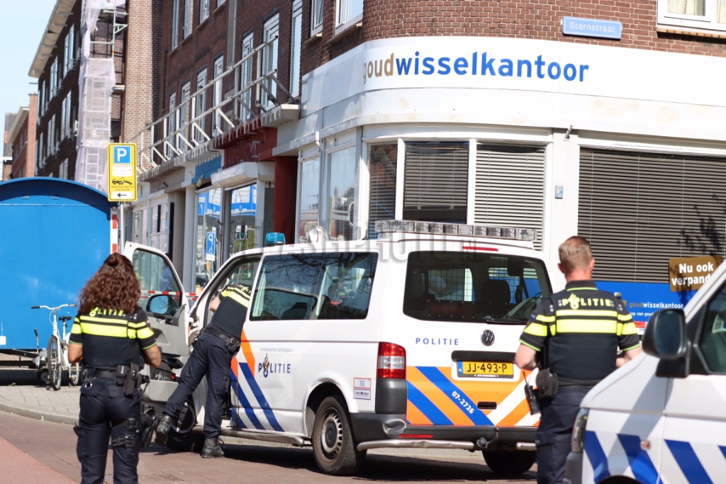 Rotterdam - Geschoten en aanhouding na overval: ?..