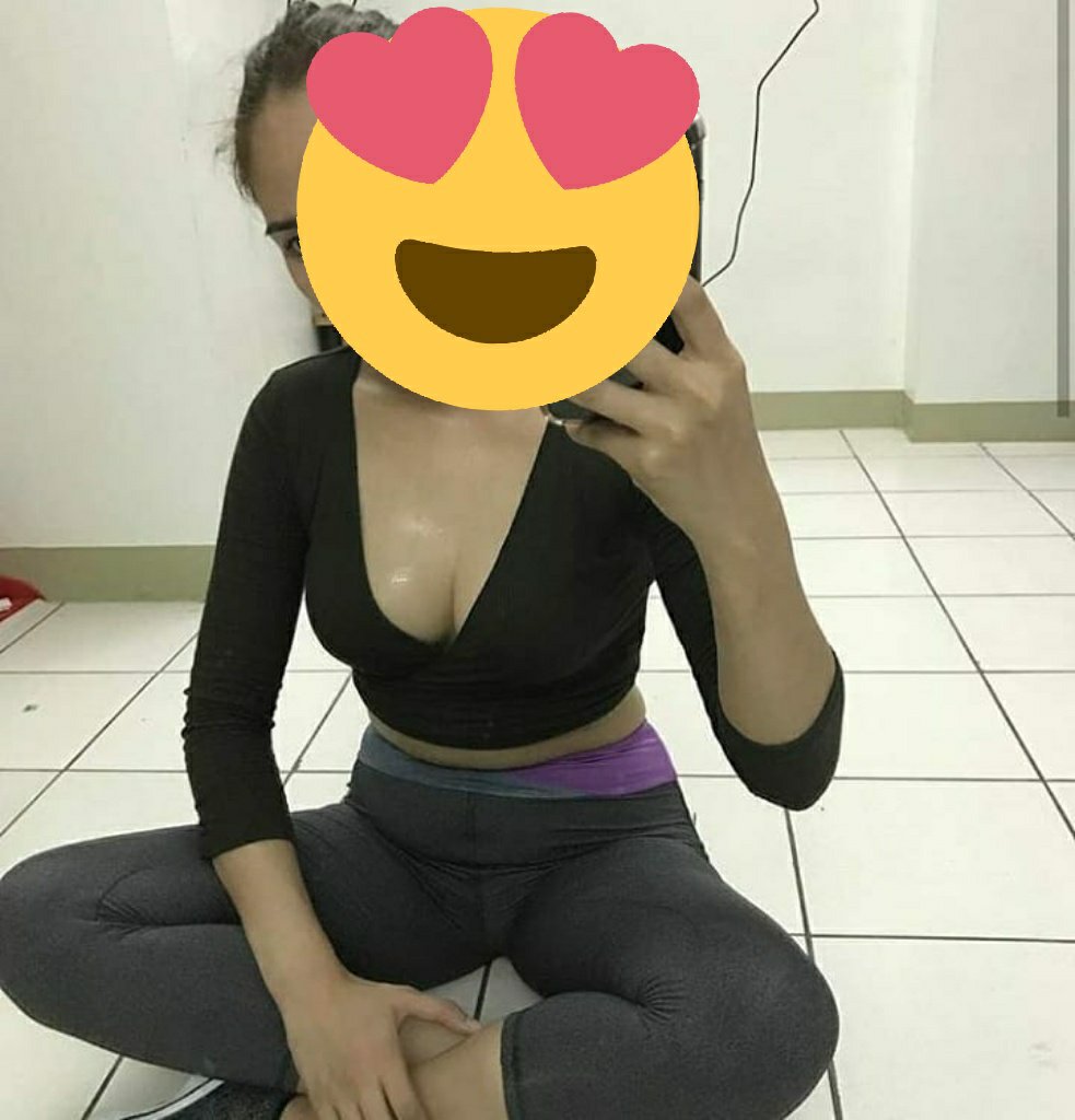 Arisilla2's tweet photo. REALVCS. NO BACOT (VCS BERBAYAR)
Avail ya say 
phonesex 100k / 30mnt    
Vcs 200k / 60mnt ( no dildo)
Vcs 350k  /60mnt (pake dildo)  
 no face all         
 no tester. yg minat CHAT 
No basa basi. Via pulsa
#realvcs #vcsreal #vcsbugill #vcscrot #vcsberbayar #vcswhatsapp #vcstrust https://t.co/3mcezYf7Gx