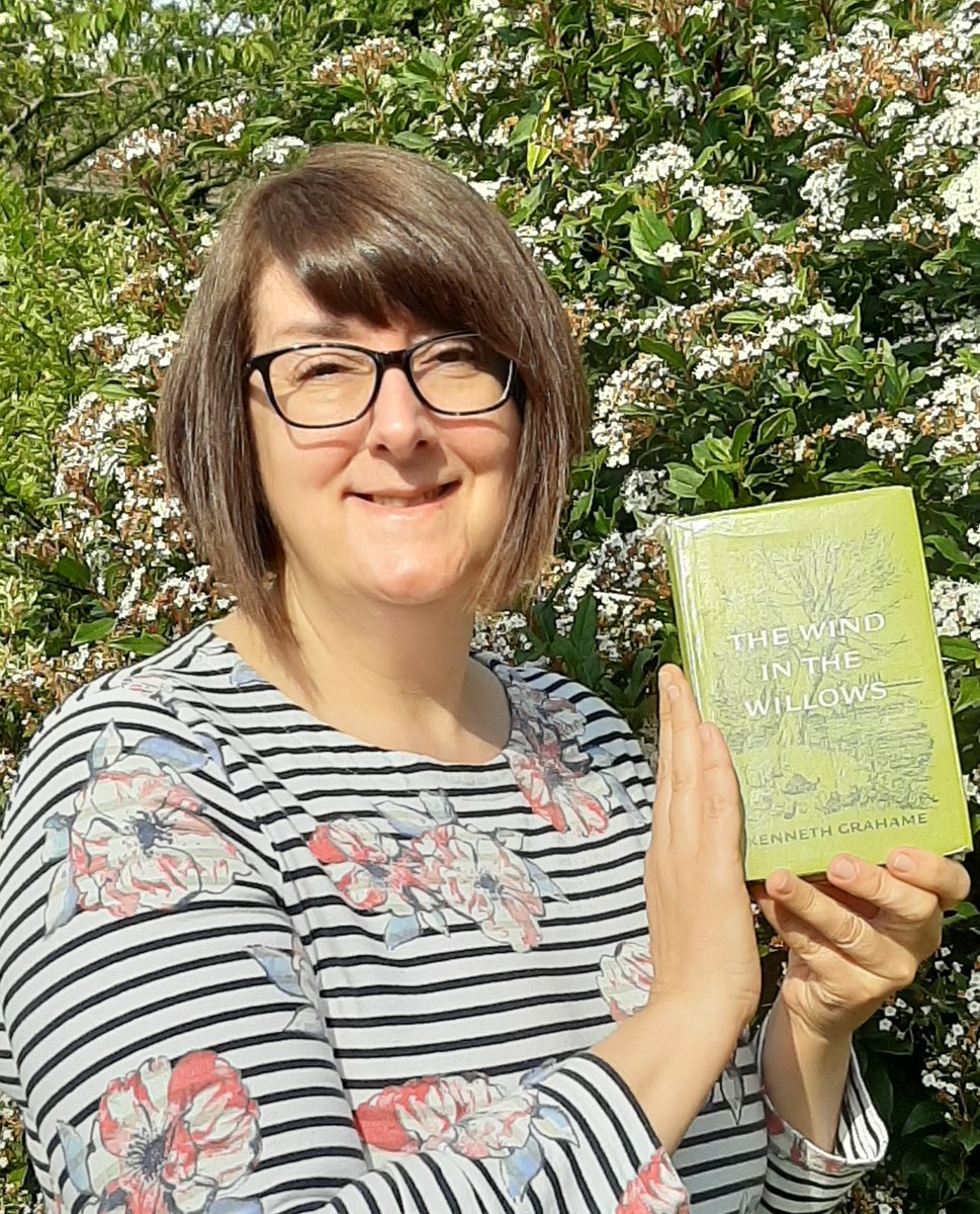 BabingtonLWLAT's tweet photo. "One of my favourite books is Wind in the Willows. With the promise of spring above, Mole digs his way out of his home after a long winter. It makes me think of how we will feel when these extraordinary times that we find ourselves in eventually come to an end." #LWLAT #LoveBooks https://t.co/GfsbQKSs8C