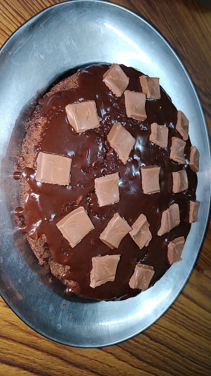 ImRaina45's tweet photo. @diljitdosanjh Sir Chocolate Cake you have to taste it ❤️ https://t.co/cQG6uKzV6f