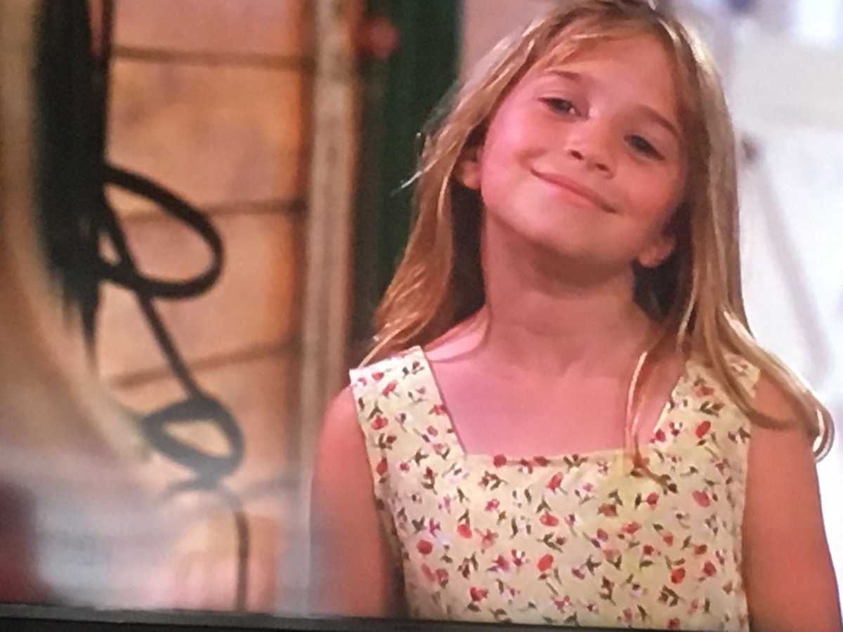 Volviendo a mi infancia ❤️. “Dos por el precio de una’’. Ahora en Paramount Network. De nada.