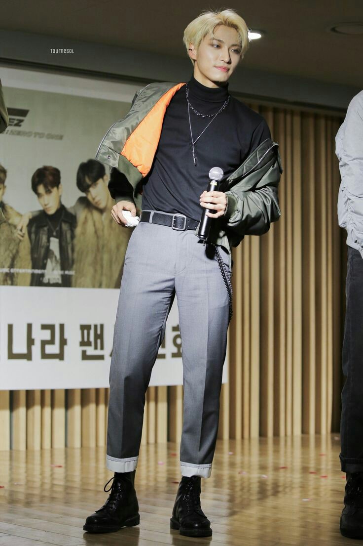seonghwa’s looks + fitsft his long ass legs ; a THREAD
