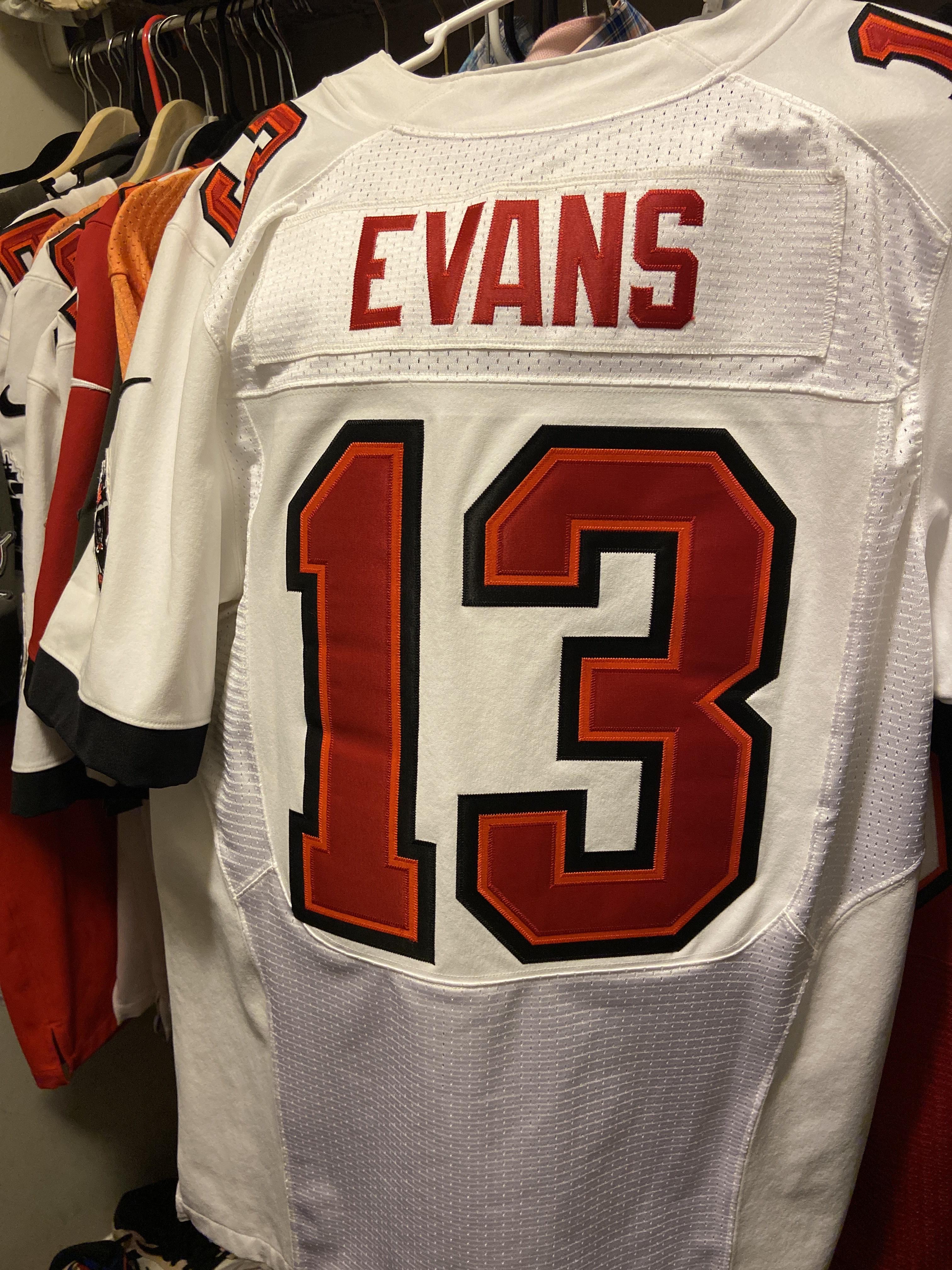 Greg Auman on X: Cool pic from Bucs sub on Reddit: Mike Evans came to  Tampa in 2014, just missed the old pewter-and-red uniforms, but one fan got  a custom Evans No.