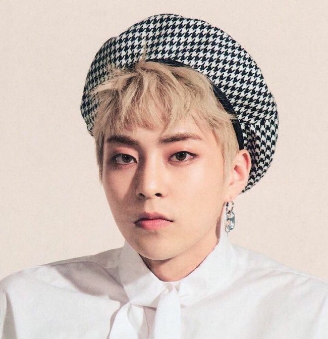 the fact that we've never seen minseok and syaoran together......... coincidence? i think not. that's because they're the same person. in this essay i will