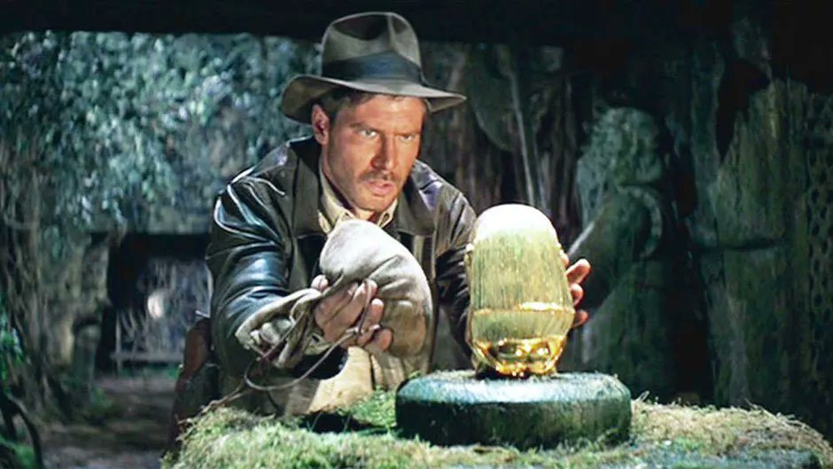 As a scifi-loving kid, I wanted to be an astronaut, like how I later wanted to be an archaeologist after watching Indiana Jones. Then I *was* an archaeologist (briefly), & found it wasn't about replacing golden idols with bags of sand & then running like the clappers.(2)