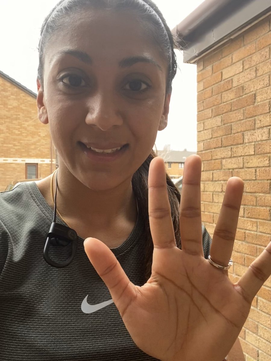 MrsJaidkaPE's tweet photo. @CaraLambPE @SusMcGilveray18 @LourdesPEdept @oldham_miss @LLoughlin2602 @skippi_6 @MrScobiePE Thanks Mrs Lamb! Done mine the other day 👏🏽 https://t.co/xbpsGCcbWx
