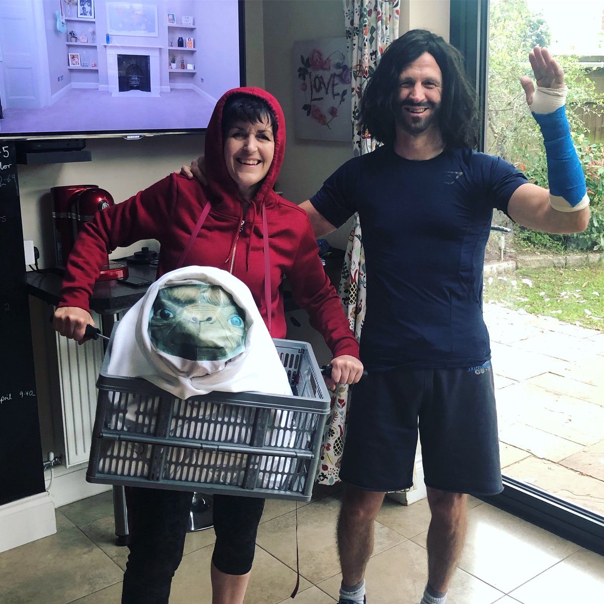 Thatlittlecakeplace tweet media