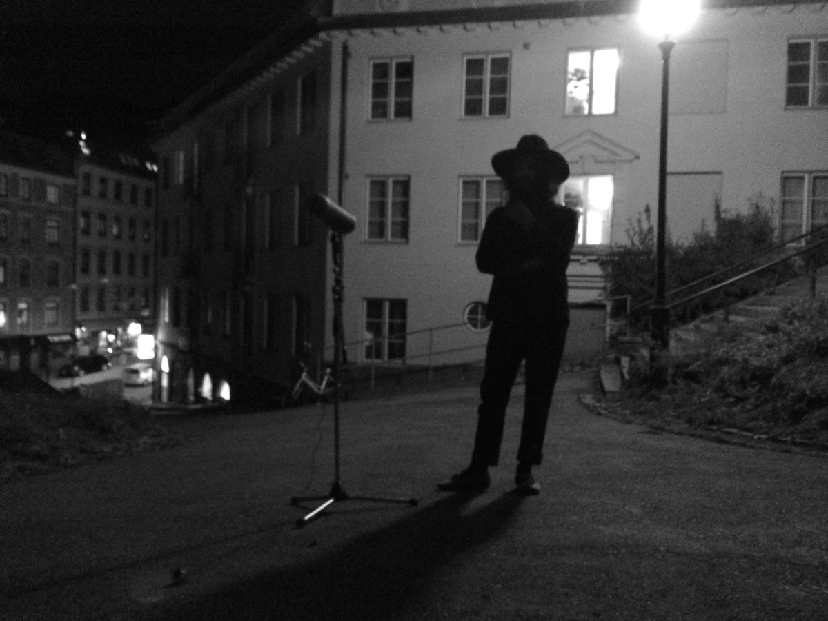 Ratvader_'s tweet photo. I think this is around 2014.. Me and @ElHuervo recording Trumpet out side the studio for #ElseHeartBreak.. https://t.co/4T1YtCTDHR
