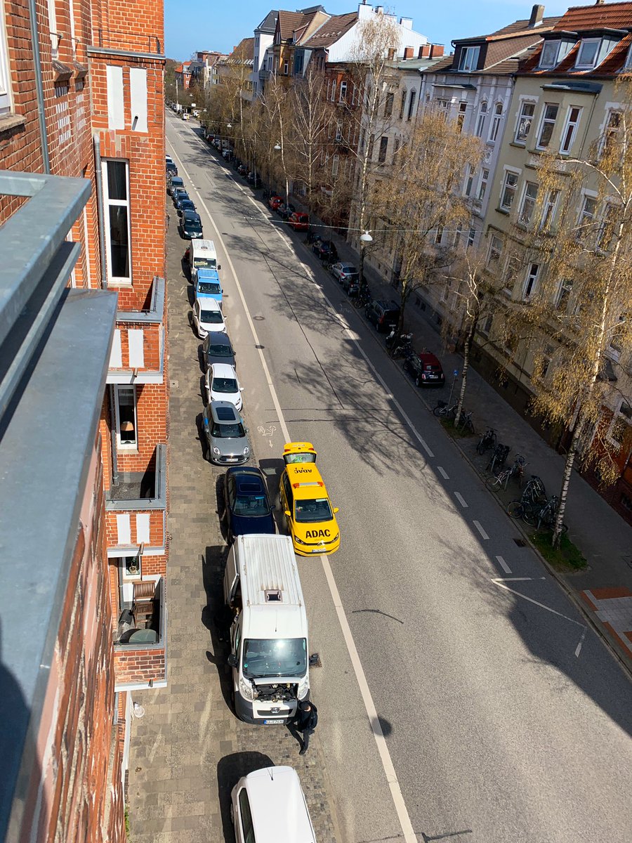 der_buro's tweet photo. @ADAC das muss doch nicht sein
#runtervomradweg 
#kielerradwege https://t.co/1UaoCwMXXS
