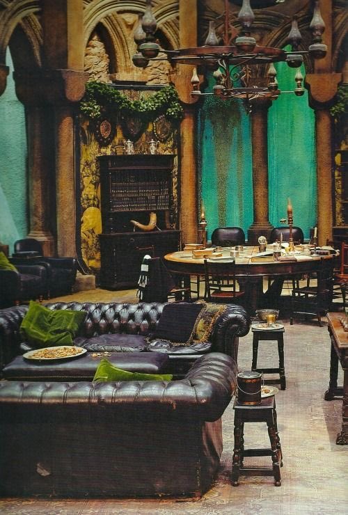 ⁎⁺˳✧༚ slytherin' common room  (my favourite)