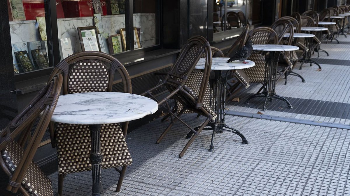 perfilcom's tweet photo. #Cuarentesma | Buenos Aires se paralizó entre el aislamiento y la Semana Santa
La semana previa a la Pascua era, desde hace años, uno de los principales fines de semana para el turismo local. Hasta que estalló la pandemia
Mirá la galería de fotos: https://t.co/CBVH4pIV56 https://t.co/68TvmATjVK