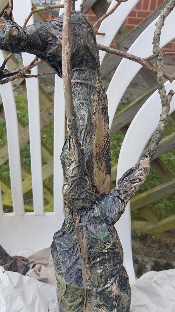 OrpheusAnd's tweet photo. Trees made by @sarannebensusan #SetBuilding #Animation https://t.co/CghzrNKjAy