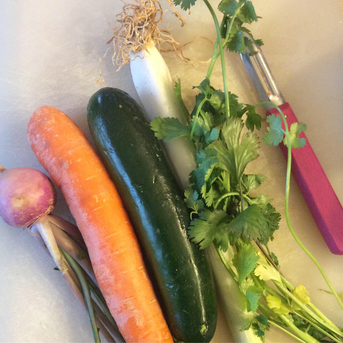 Si simple et si bon 😋😉
Jambon macédoine maison !!!
#legumes #oeufs #petits #producteurs #aubagne #jambon #boucher #ladestrousse #local de #saison #circuitscourts