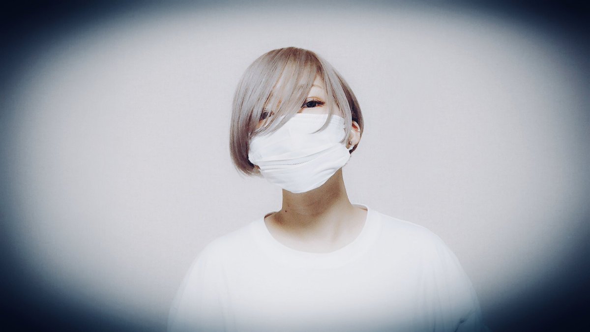 n1n_x2's tweet image. #ショートカットの日 
#ハイトーンショート
#金髪ショート 

流行りに乗りましょうな！
流行りに！
ショートの日らしいから！！！

よ！