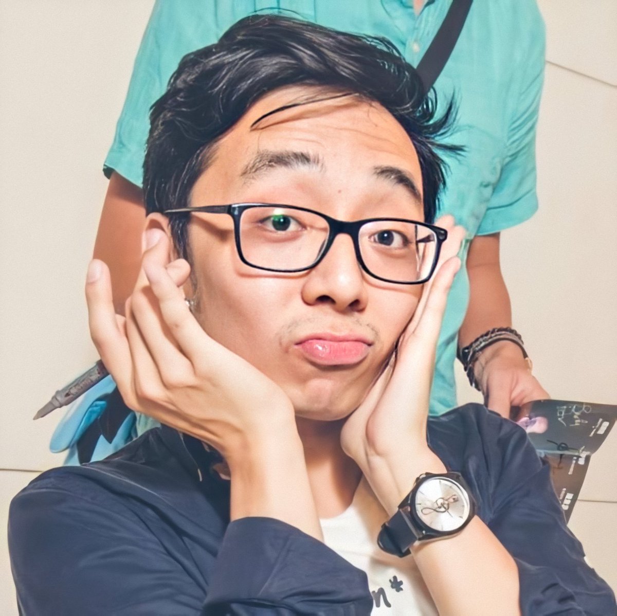 Mione_40hrs's tweet image. look, it's matching profile pictures &amp;gt;w&amp;lt;

#EddyChen #BrettYang