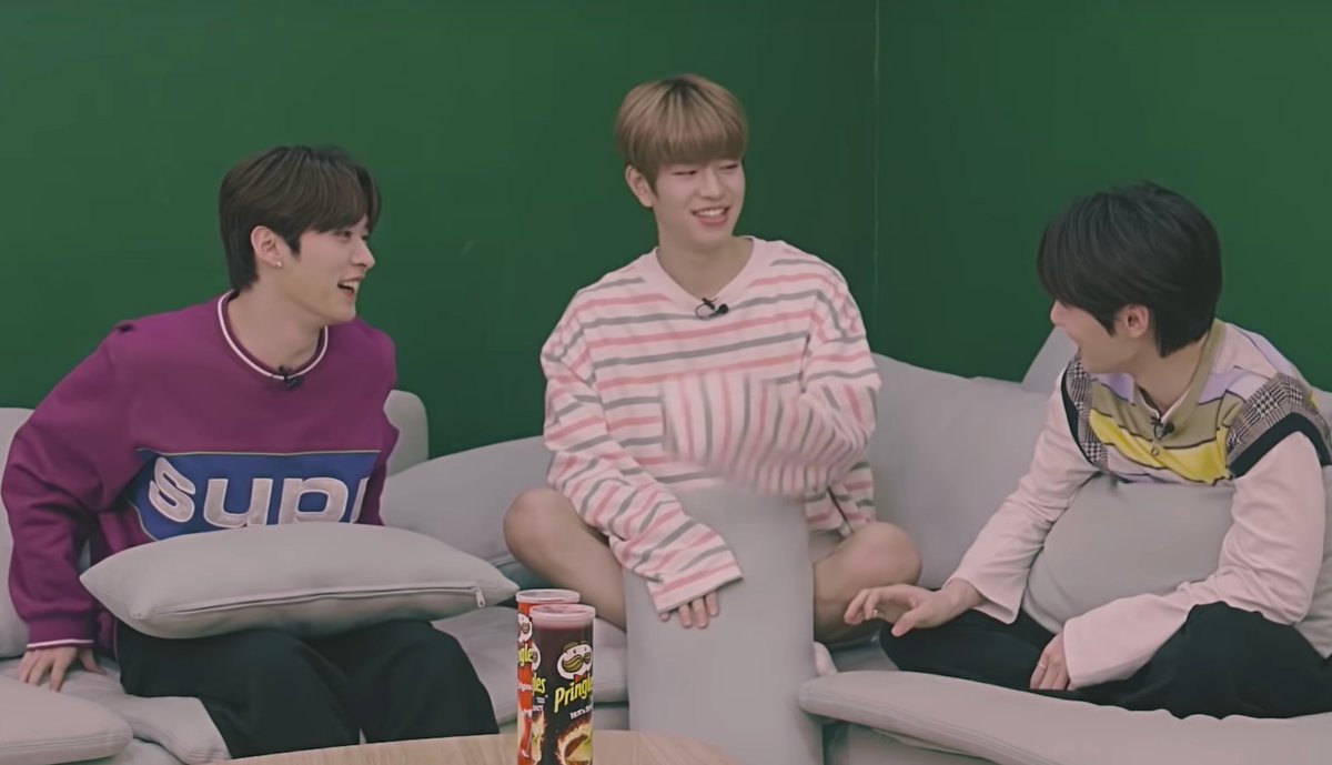 jeongin: "do you know what kind of combination this is?"minho: "not one that feels very good"jeongin: "that is also true but"minho: "why? what do you mean that's true??"