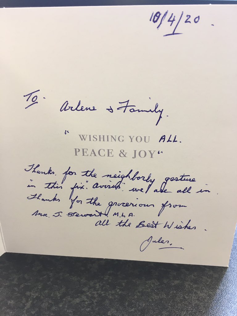 ArleneWady's tweet photo. What a lovely gesture (shared with permission) π£ #SharingTheCaring #CareInTheCommunity @NHSCTrust @JohnStewart1983 https://t.co/YjX89f0m4a