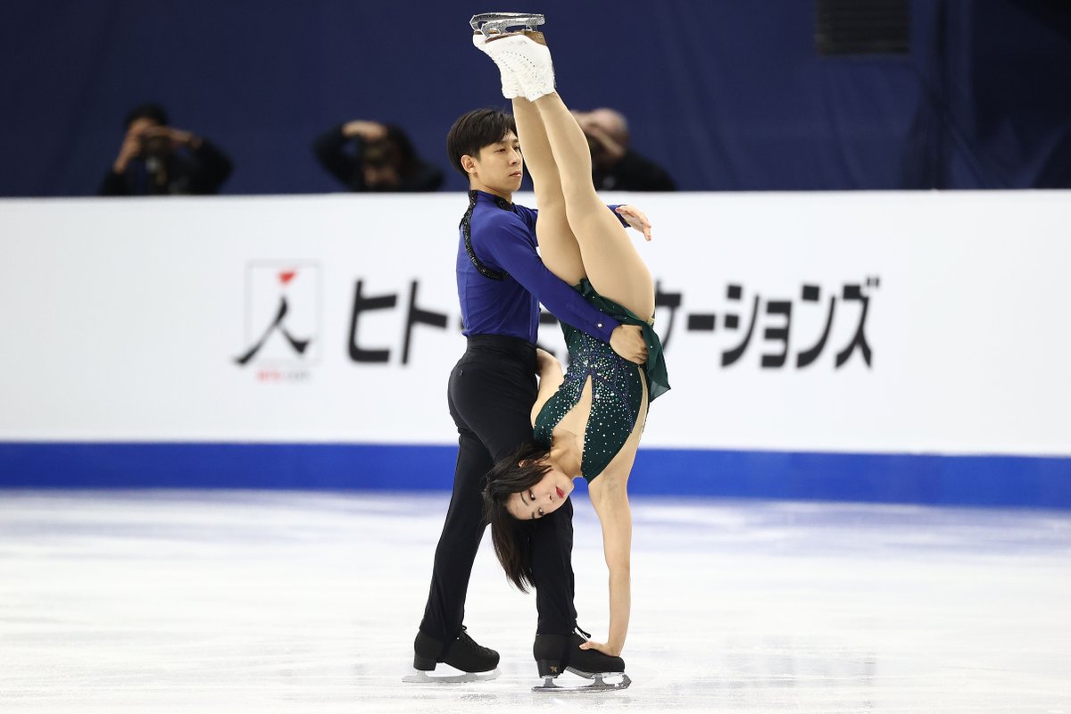 ISU_Figure's tweet photo. 🔝 At the Four Continents Championships Wenjing Sui and Cong Han 🇨🇳 continued their successful season by becoming the first ever skaters to take a sixth #4ContsFigure title, soaring to first place after a rocky short program!

Full story: https://t.co/VceiHo6Om1
#FigureSkating https://t.co/EiGXo6UDQ6